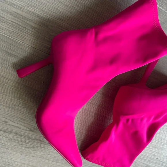 Steve Madden Boot 💖 - Picture 4 of 4